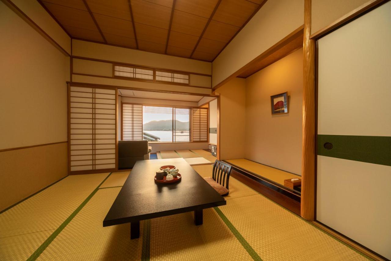 Hotel Miya Rikyu Hatsukaichi Extérieur photo