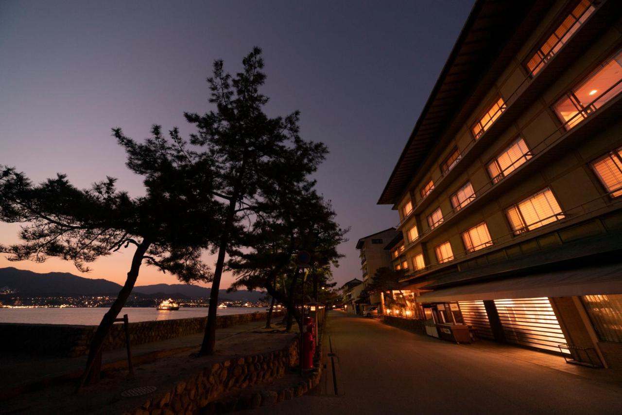 Hotel Miya Rikyu Hatsukaichi Extérieur photo